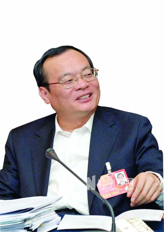 全国人大代表、东莞市长袁宝成谈转型升级: