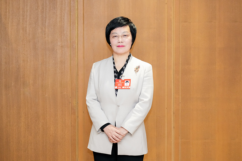 全國政協委員、海南省政協副主席、民盟海南省委主委劉艷玲。受訪者供圖