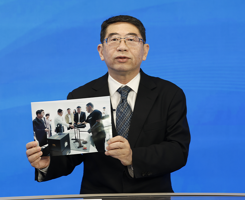 王路                  农工党中央副主席                                      农工党将持续强化思想政治引领，始终同中国共产党想在一起、站在一起、干在一起。                  