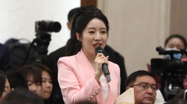 香港大公文汇传媒集团记者现场提问