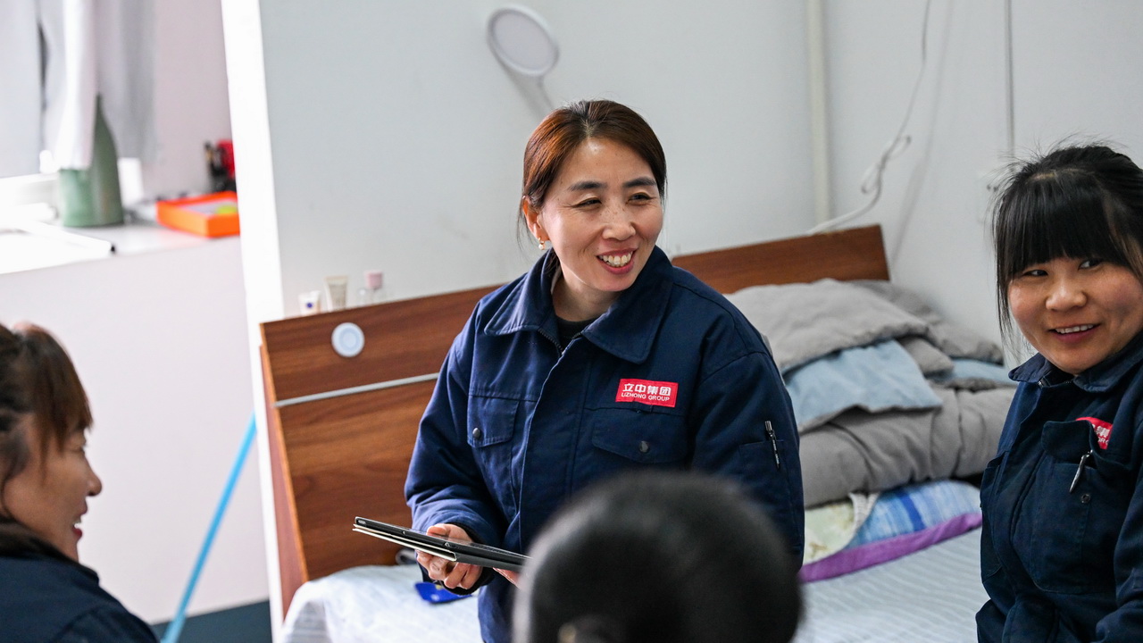 全国人大代表郭红静：仓库女工传递行业心声