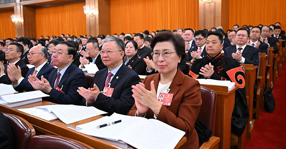 十四屆全國人大四次會議開幕會在京舉行