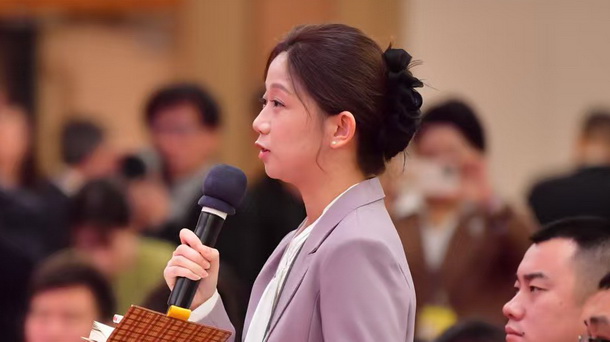 羊城晚報記者現場提問
