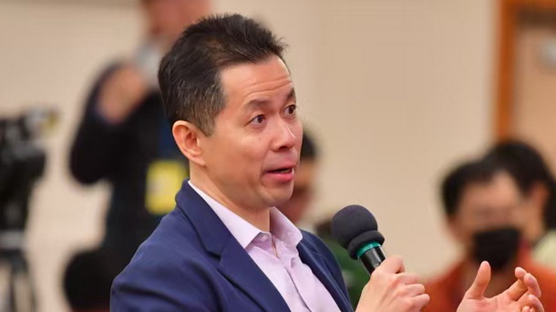 美国有线电视新闻网记者现场提问