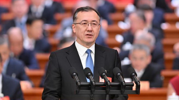 伊力扎提·艾合买提江委员发言