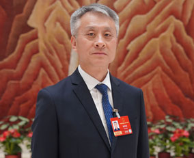 杨保新                  全国人大代表、河北省邯郸市农业科学院副院长                                      解锁粮食增产增效的“科技密码”，需要算好节水账、增产账、效率账、生态账，帮助农业科技跨越“最后一公里”，真正惠及普通农户和小地块。                  